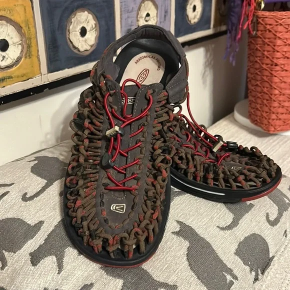Keen | Shoes | Keen Uneek Paracord Bungeesandals Brown Red  display picture 1